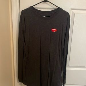 Nike cotton shoebox long sleeve tee